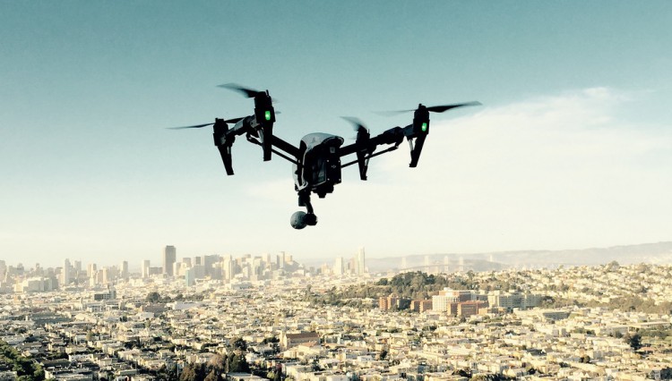 Filmowanie dronem a prawo