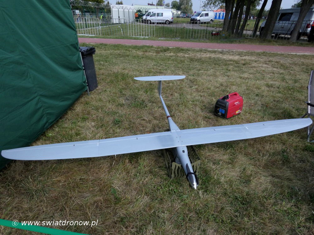 Dron FlyEye na Air Show Radom 2017
