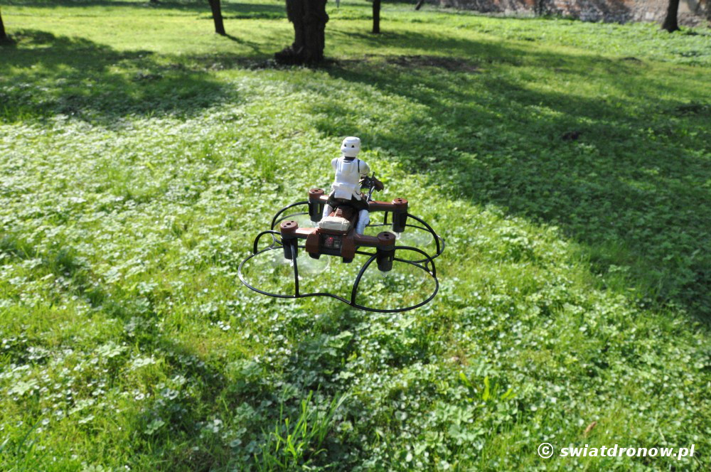 Dron Star Wars 74-Z Speeder Bike firmy Propel - recenzja SwiatDronow.pl