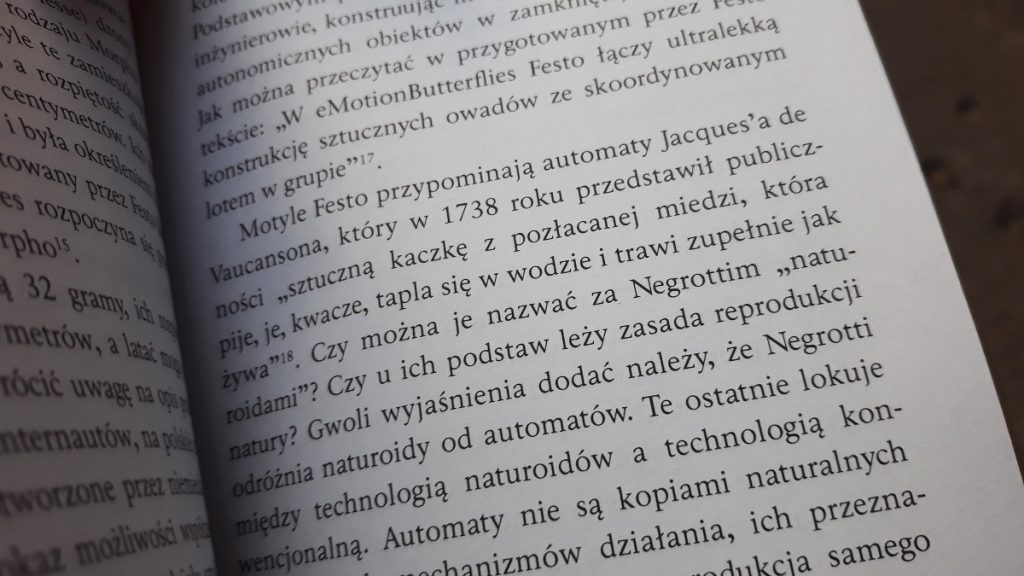 Czego pragną DRONY? - fragment książki