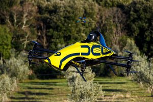 Pierwszy na świecie załogowy dron akrobacyjny/wyścigowy - DCL