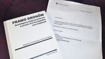 Recenzja książki "Prawo dronów" wydawnictwa Wolters Kluwer