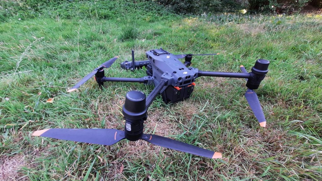 DJI M30T - recenzja SwiatDronow.pl