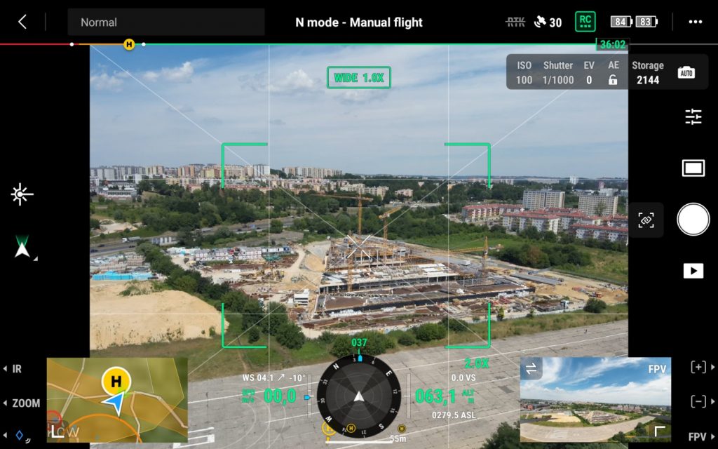 DJI M30T - screenshot aplikacji DJI Pilot podczas lotu