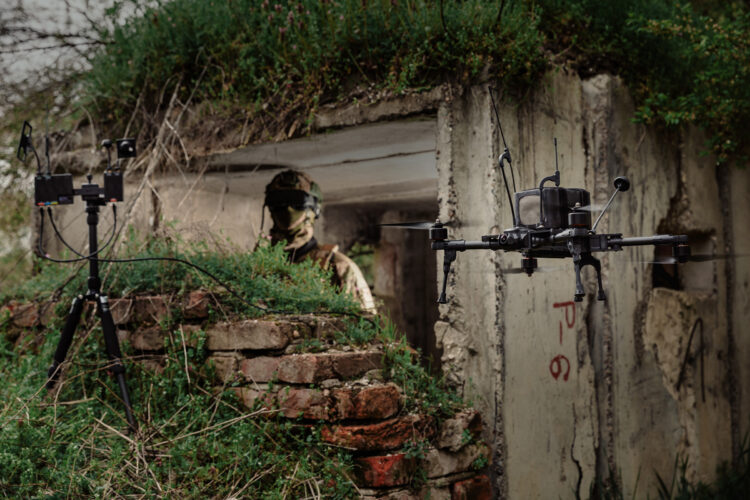 Drony Orqa - Uniforce